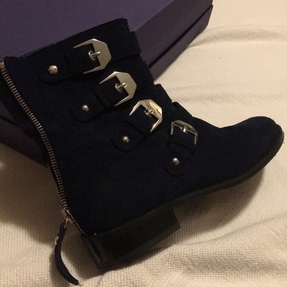 Stuart Weitzman Boots - Jittermacho - image 4